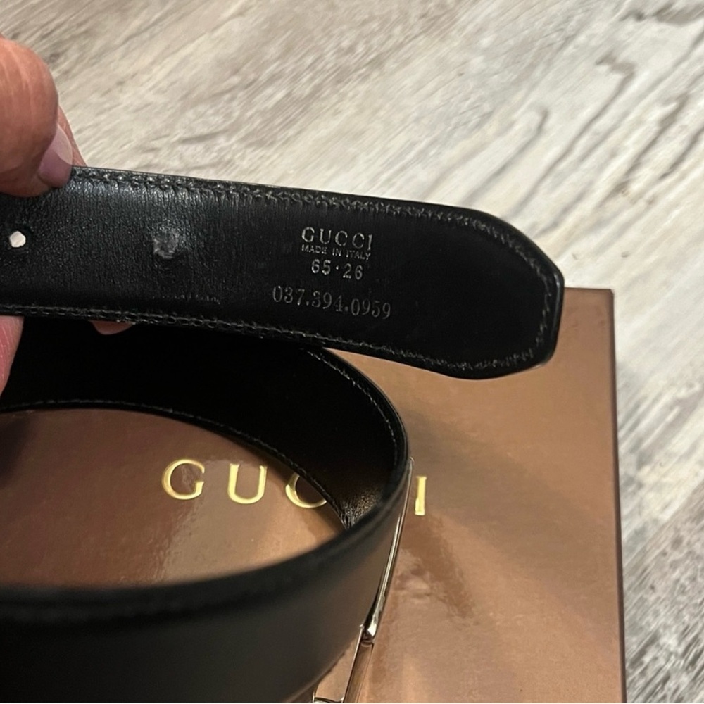 Gucci Black Leather Belt with Metallic Buckle - Picture 3 of 4